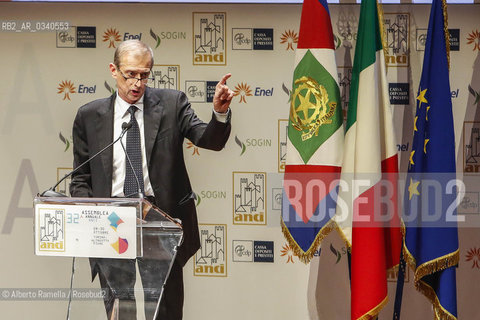 30/10/2015 Torino, cerimonia di chiusura della 32a assemblea ANCI, nella foto Piero Fassino ©Alberto Ramella/Rosebud2