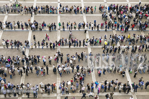 15/05/2015, Torino, Lingotto fiere, salone del libro 2015 - code alla biglietteria ©Alberto Ramella/Rosebud2