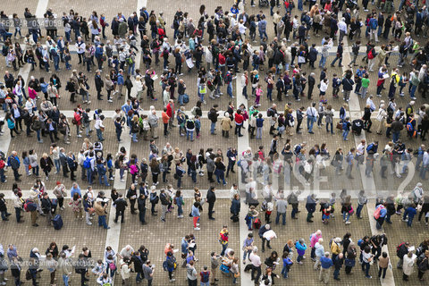 15/05/2015, Torino, Lingotto fiere, salone del libro 2015 - code alla biglietteria ©Alberto Ramella/Rosebud2