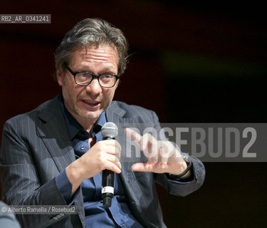 SALONE INTERNAZIONALE DEL LIBRO 2015, domenica, 17.5.15 -  Incontro con Massimo Recalcati ©Alberto Ramella/Rosebud2