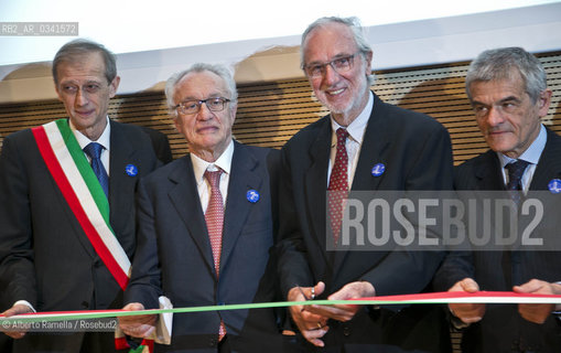 10.04.15, TORINO, Inaugurazione grattacielo CENTRO DIREZIONALE INTESA SANPAOLO, nella foto: Inaugurazione Piero Fassino, Andrea Bazoli Renzo pIano Sergio Chiamparino ©Alberto Ramella/Rosebud2