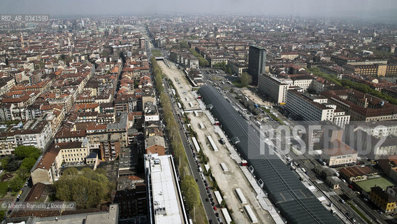 10.04.15, TORINO, Inaugurazione grattacielo CENTRO DIREZIONALE INTESA SANPAOLO, nella foto: Torino vista dal 36o piano delledificio.. ©Alberto Ramella/Rosebud2