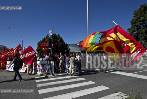 30.06.14, Grugliasco (To), Stabilimento Maserati, Ass Annuale Confindustria Torino - nella foto: proteste FION davanti lo Stabiimento della Maserati ©Alberto Ramella/Rosebud2