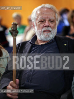 13.5.16, Torino, Lingotto Fiere, Salone del Libro 2016 - nella foto: 230 ANI DI VISIONI SLOW con Carlin Petrini e Mario Calabresi ©Alberto Ramella/Rosebud2