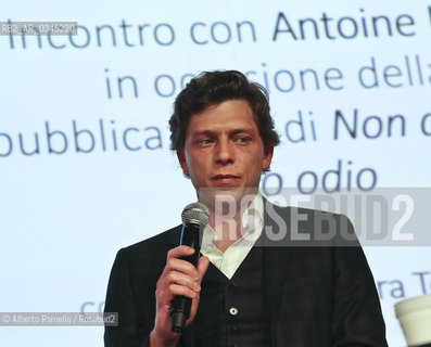 15.5.16, Torino, Lingotto Fiere, Salone del Libro 2016 - nella foto: nella notte della ragione ho scelto di non odiare con ANTONI LERIS ©Alberto Ramella/Rosebud2