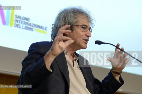 14/05/16, Torino, Lingotto Fiere, Salone del Libro 2016, nella foto: Visioni, Guardare un po più lontano, Carlo Rovelli ©Alberto Ramella/Rosebud2