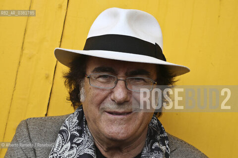 12.5.16, Torino, Lingotto Fiere, Salone del Libro 2016 - nella foto: Al bano Carrisi presenta il suo libro ©Alberto Ramella/Rosebud2