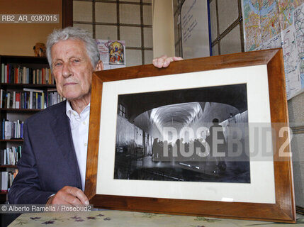 Annibale CROSIGNANI, psicoanalista, medico, fautore della chiusura dei manicomi,nella sua casa a Torino ©Alberto Ramella/Rosebud2