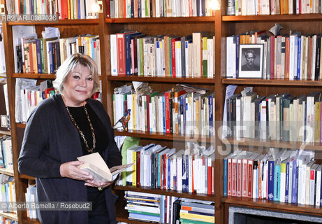 Elda Tessore nella sua casa di Torino, ex politico, sindaco e svrintendente Teatro Regio Torino ©Alberto Ramella/Rosebud2