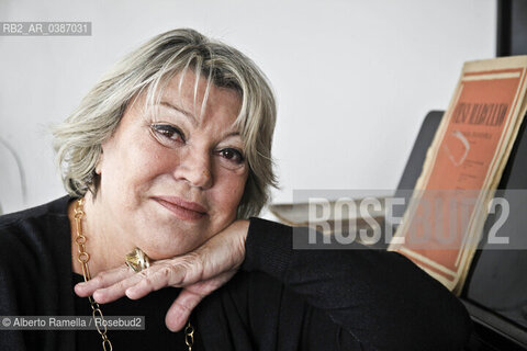 Elda Tessore nella sua casa di Torino, ex politico, sindaco e svrintendente Teatro Regio Torino ©Alberto Ramella/Rosebud2