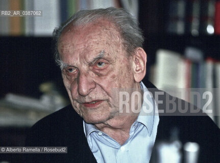 1999, Torino, Norberto Bobbio nella sua casa di via Sacchi ©Alberto Ramella/Rosebud2