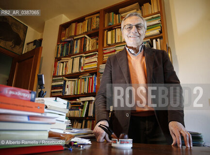 09.11.20, Torino, il Sociologo delle Religioni Franco Garelli nella sua casa torinese ©Alberto Ramella/Rosebud2