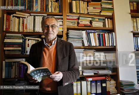 09.11.20, Torino, il Sociologo delle Religioni Franco Garelli nella sua casa torinese ©Alberto Ramella/Rosebud2