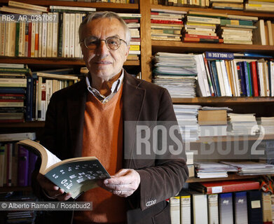 09.11.20, Torino, il Sociologo delle Religioni Franco Garelli nella sua casa torinese ©Alberto Ramella/Rosebud2