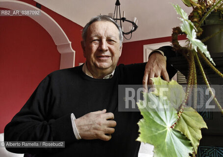 Torino, 15.04.2020, Giovanni Ferrero nella sua casa a Torino, ex politico e ideatore di Punti Verdi a Torino ©Alberto Ramella/Rosebud2