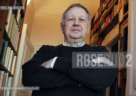 Torino, 15.04.2020, Giovanni Ferrero nella sua casa a Torino, ex politico e ideatore di Punti Verdi a Torino ©Alberto Ramella/Rosebud2