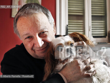 Torino, 15.04.2020, Giovanni Ferrero nella sua casa a Torino, ex politico e ideatore di Punti Verdi a Torino ©Alberto Ramella/Rosebud2