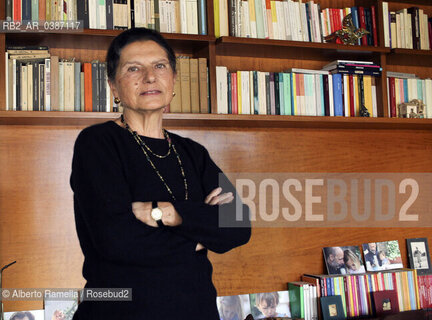 la Prof.LOREDANA SCIOLLA, insegnante di sociologia allUniversità di Torino, nella sua casa torinese ©Alberto Ramella/Rosebud2