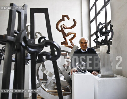 lo scultore Riccardo Cordero nel suo studio a Torino ©Alberto Ramella/Rosebud2