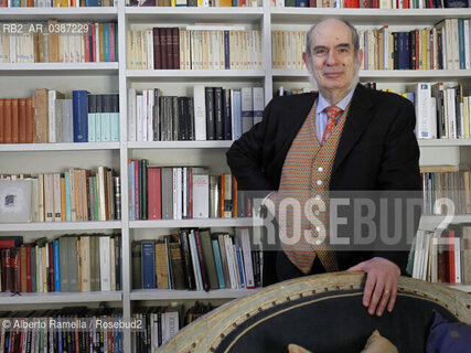 4.5.21, UGO ROSENBERG,già a capo della Casa Editrice torinese Rosenberg & Sellier, ora studente di teologia, nella sua casa a Torino ©Alberto Ramella/Rosebud2