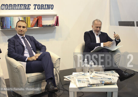 14.10.21, TORINO, LINGOTTO, SALONE DEL LIBRO 2021 - DAYE1 - NELLA FOTO: CONFRONTO CAND SINDACI STAFANO LORUSSO, PAOLO DAMILANO ALLO STAND DEL CORRIERE DELLA SERA ©Alberto Ramella/Rosebud2