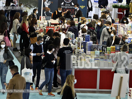 16.10.21, TORINO, LINGOTTO, SALONE DEL LIBRO 2021 - DAY#1 - NELLA FOTO: interno salone ©Alberto Ramella/Rosebud2