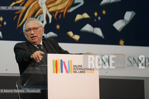 14.10.21, TORINO, LINGOTTO, SALONE DEL LIBRO 2021 - DAY#1 - NELLA FOTO:  IL MINISTRO PATRIZIO BIANCHI ©Alberto Ramella/Rosebud2