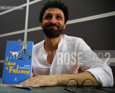 23/05/22, Torino, Lingotto, Salone Internazionale del Libro 2022 - nella foto: Dario Levantino autore de Il cani di Falcone dedicato a Giovanni Falcone ©Alberto Ramella/Rosebud2