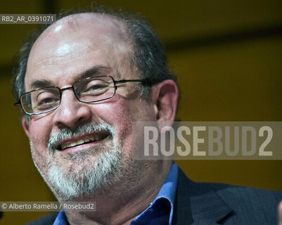 Torino,  17-5-2009, salone del libro,Salman Rushdie ©Alberto Ramella/Rosebud2