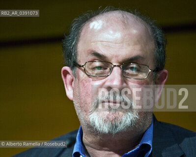 Torino,  17-5-2009, salone del libro,Salman Rushdie ©Alberto Ramella/Rosebud2