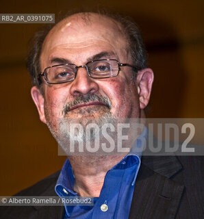 Torino,  17-5-2009, salone del libro,Salman Rushdie ©Alberto Ramella/Rosebud2