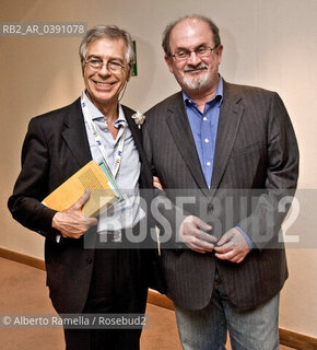 Torino,  17-5-2009, salone del libro,Salman Rushdie nella foto con Ernesto Ferrero ©Alberto Ramella/Rosebud2