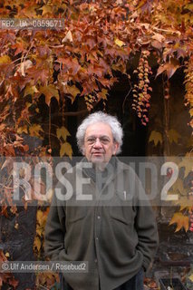 French painter Henri Cueco, in his studio. Paris, November 10, 2003. ©Ulf Andersen/Rosebud2