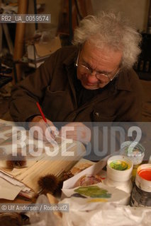 French painter Henri Cueco, in his studio. Paris, November 10, 2003. ©Ulf Andersen/Rosebud2