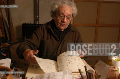 French painter Henri Cueco, in his studio. Paris, November 10, 2003. ©Ulf Andersen/Rosebud2