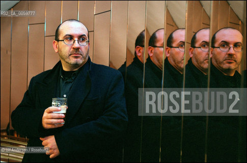 Italian writer Sandrone Dazieri. Milano, October 31, 2001. ©Ulf Andersen/Rosebud2