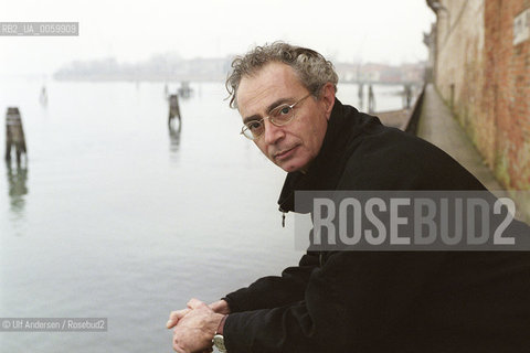 Italian writer Daniel Del Guidice .Venice, January 31, 2002. ©Ulf Andersen/Rosebud2