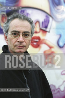 Italian writer Daniel Del Guidice .Venice, January 31, 2002. ©Ulf Andersen/Rosebud2