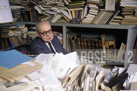 French historian Georges Dumezil at his office. Paris, september 18, 1984 - ©Ulf Andersen/Rosebud2