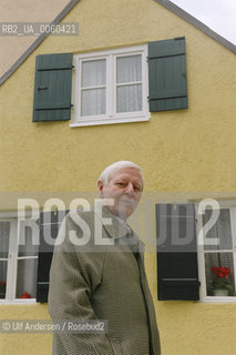 Hans Magnus Enzensberger at home in Munich... ©Ulf Andersen/Rosebud2