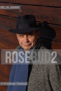 Russian writer Vladimir Fedorovski. Paris, December 8, 2003 - ©Ulf Andersen/Rosebud2