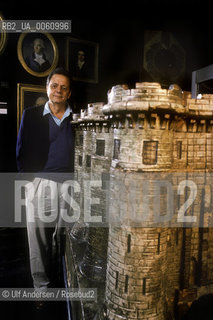 French historian Francois Furet, poses with a copy of the Bastille prison in Carnavalet museum. Paris, September 19, 1988 - ©Ulf Andersen/Rosebud2