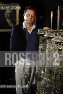 French historian Francois Furet, poses with a copy of the Bastille prison in Carnavalet museum. Paris, September 19, 1988 - ©Ulf Andersen/Rosebud2