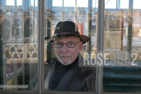 belgian author Jef Geeraert at Gent railway station in Belgium. ©Ulf Andersen/Rosebud2