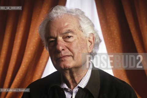 American author Joseph Heller attending a book fair in Paris.. ©Ulf Andersen/Rosebud2