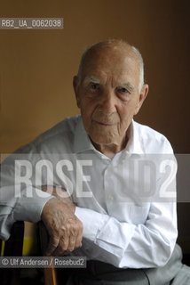 Stephane Hessel, former French diplomat, writer. Paris, June 1, 2010 - ©Ulf Andersen/Rosebud2