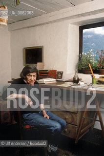 American writer Patricia Highsmith at home and in the train between Lugano and Zurich. Lugano, September 5, 1987 - ©Ulf Andersen/Rosebud2