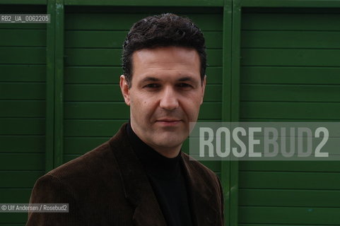 Afghan writer Khaled Hosseini. Paris, April 20, 2005 - ©Ulf Andersen/Rosebud2