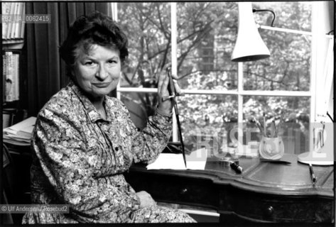 English crime novelist Phyllis Dorothy James, at home. London, March 30, 1987 - ©Ulf Andersen/Rosebud2