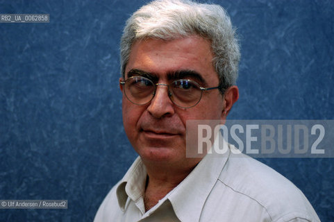 Lebanese writer Elias Khoury. Paris, March 28, 2004 - ©Ulf Andersen/Rosebud2